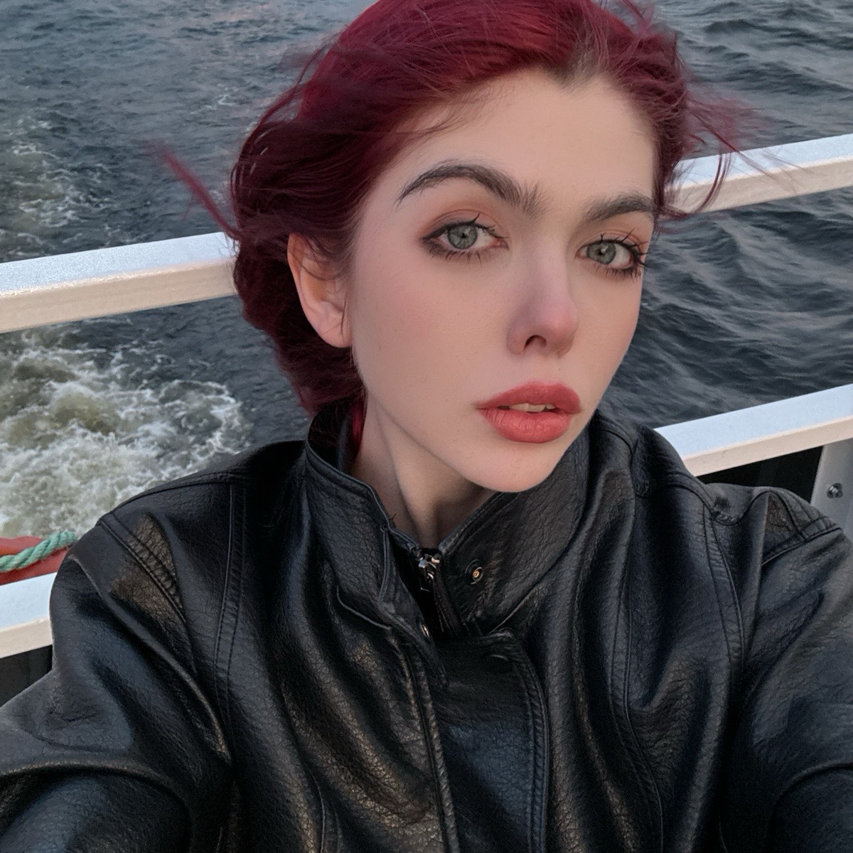 Ева Топкаева | Сетка — социальная сеть от hh.ru