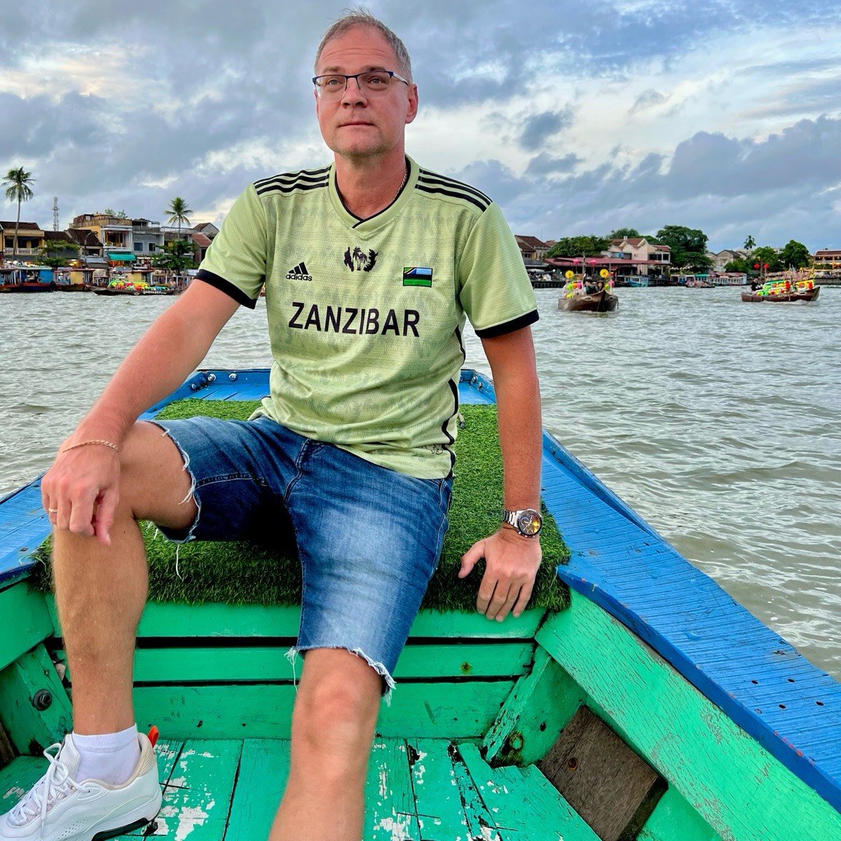 Network member avatar