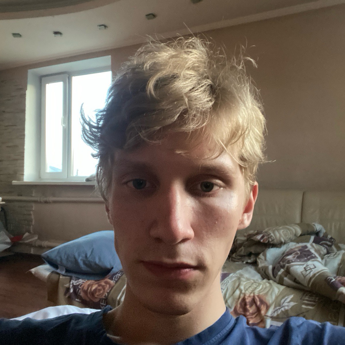 Влад Смыкалов