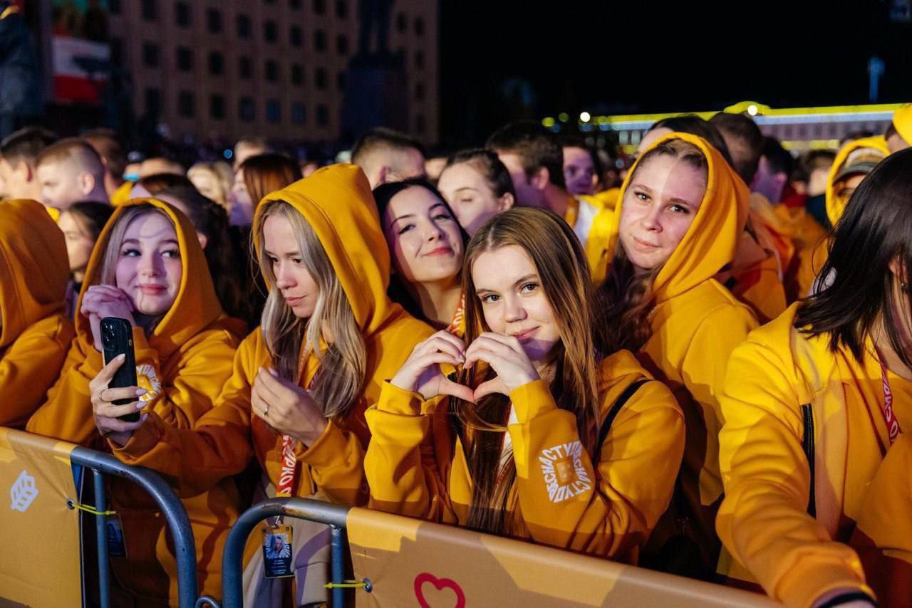 ⭐️Ставрополье вновь центр молодежной жизни
В Ставрополе стартовал финал «Российской студенческой весны» среди студентов техникумов и колледжей | Сетка — социальная сеть от hh.ru