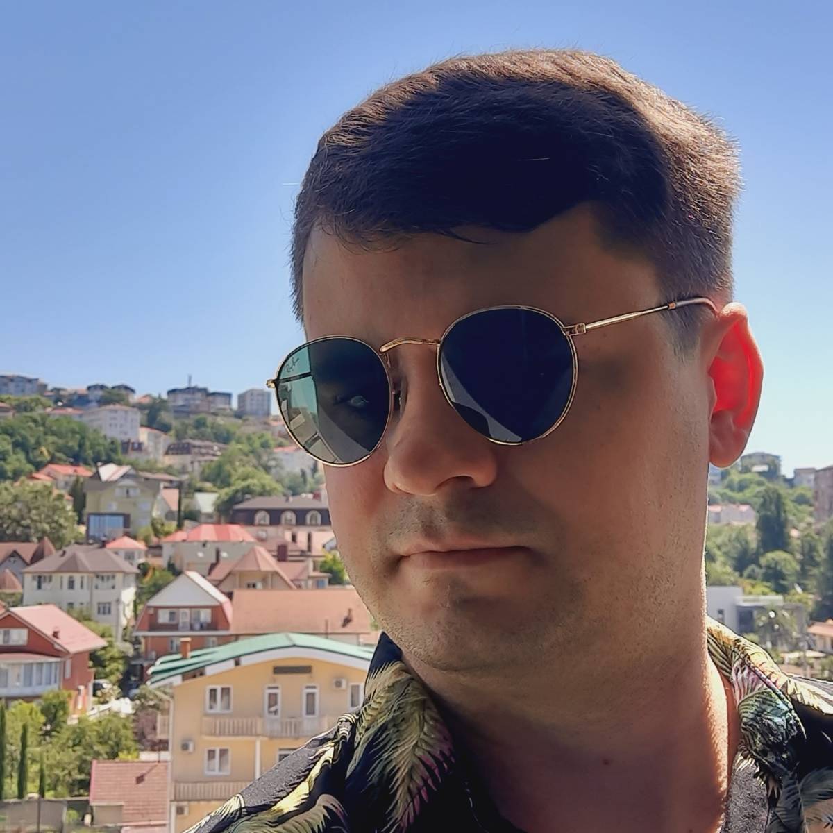 Ivan Vitoshnev | Сетка — социальная сеть от hh.ru