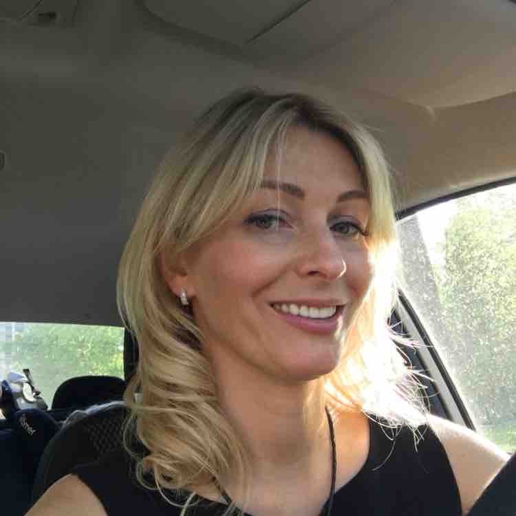 Елена Петрова