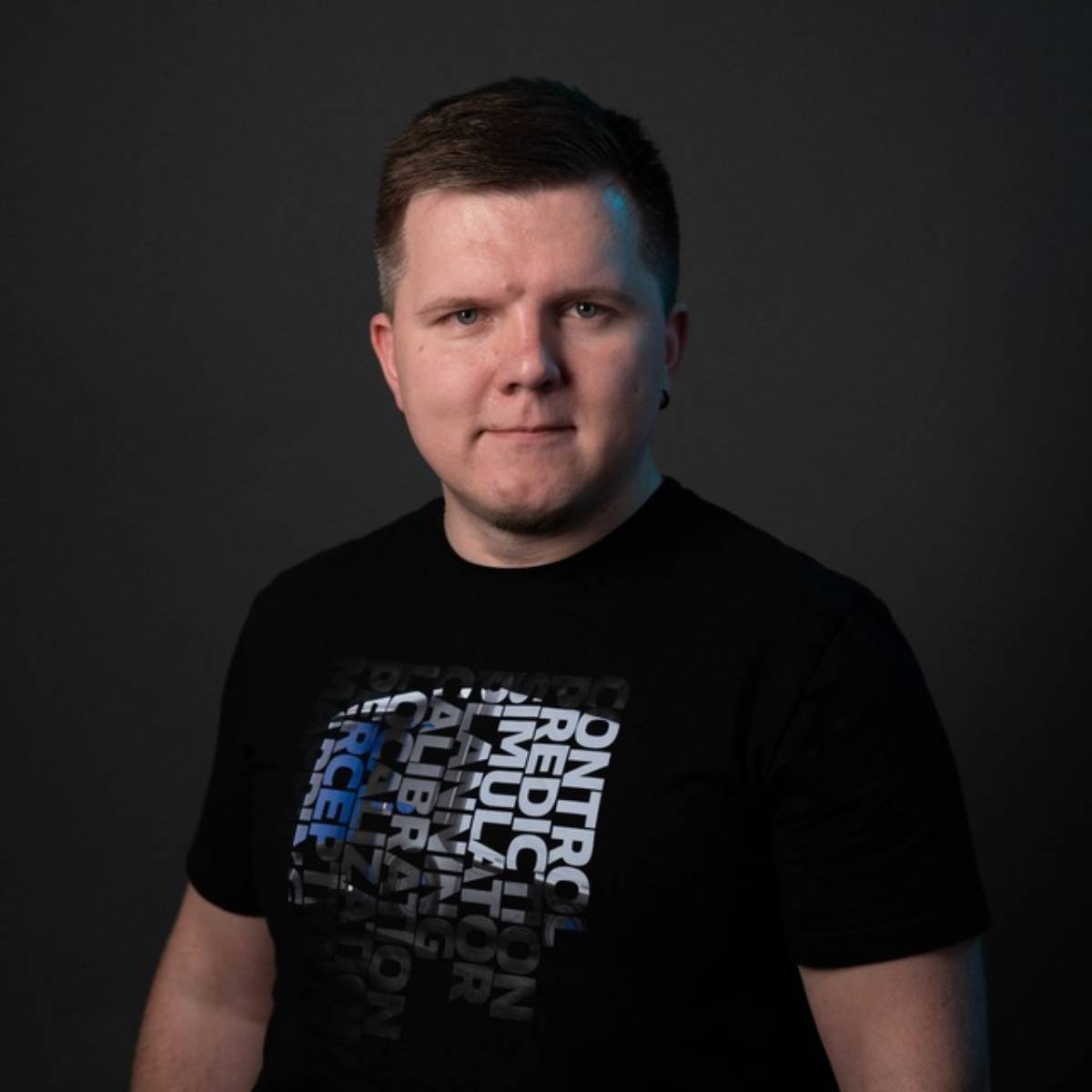 Антон Школьников