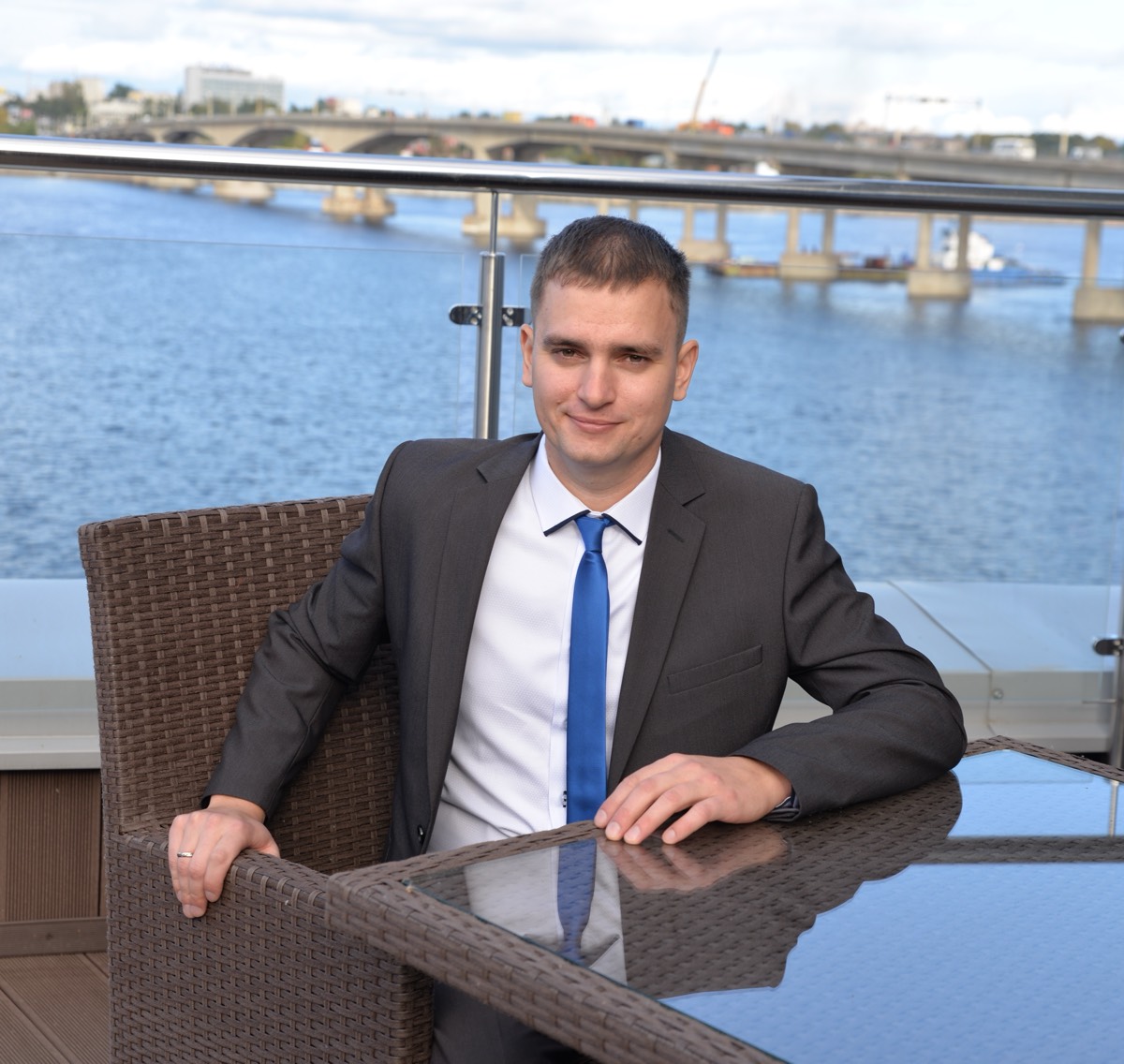 Дмитрий Кряжев