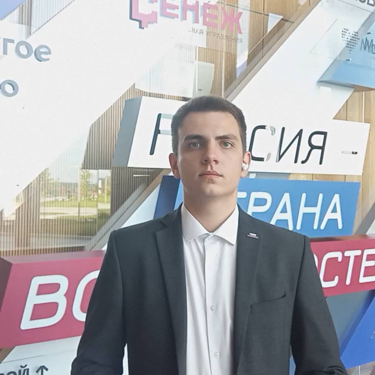 Денис Мельников | Сетка — социальная сеть от hh.ru