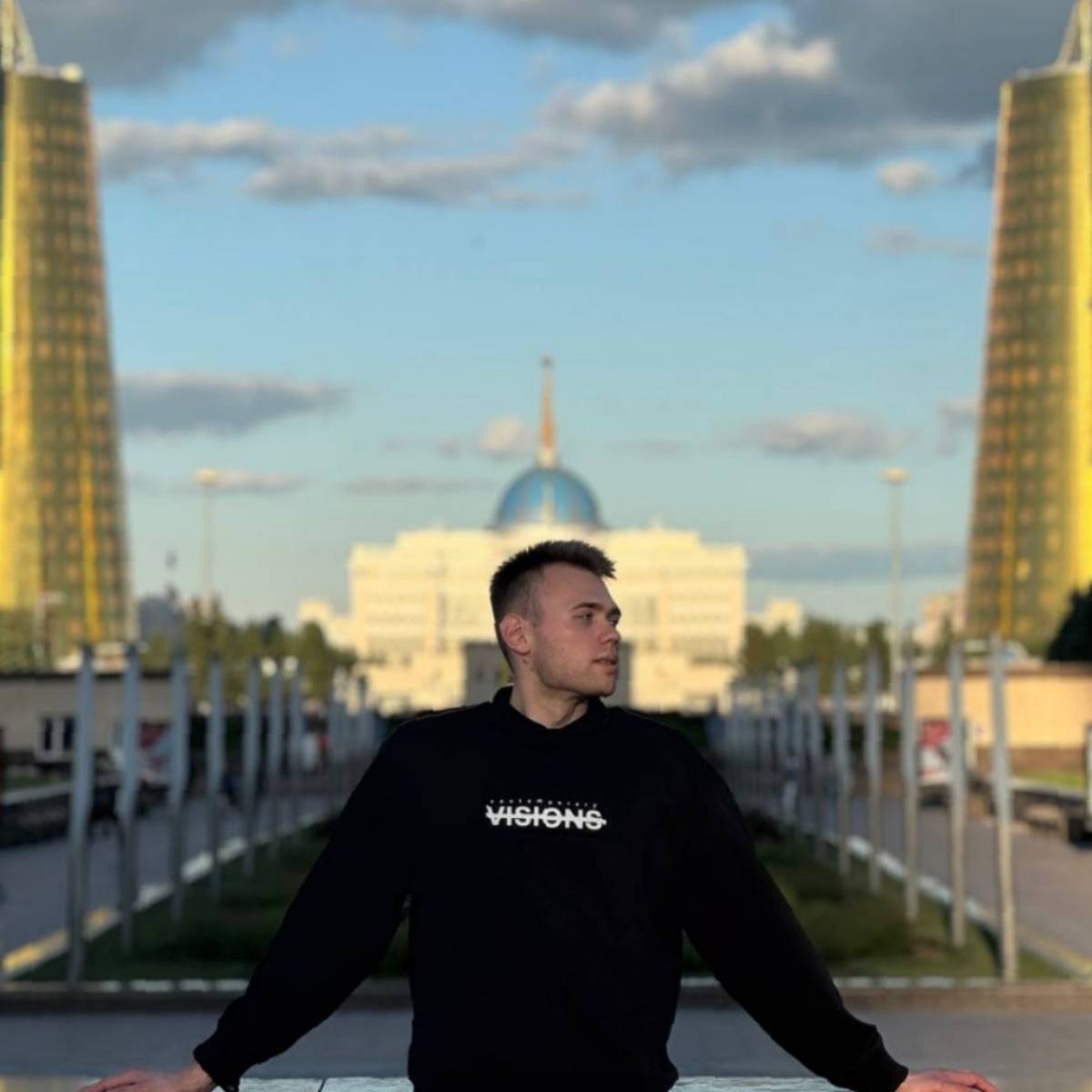 Максим Высоцкий