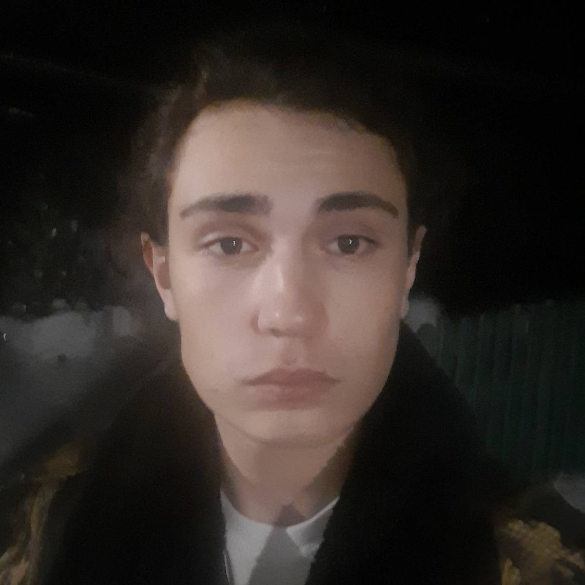 Роман Лавренов