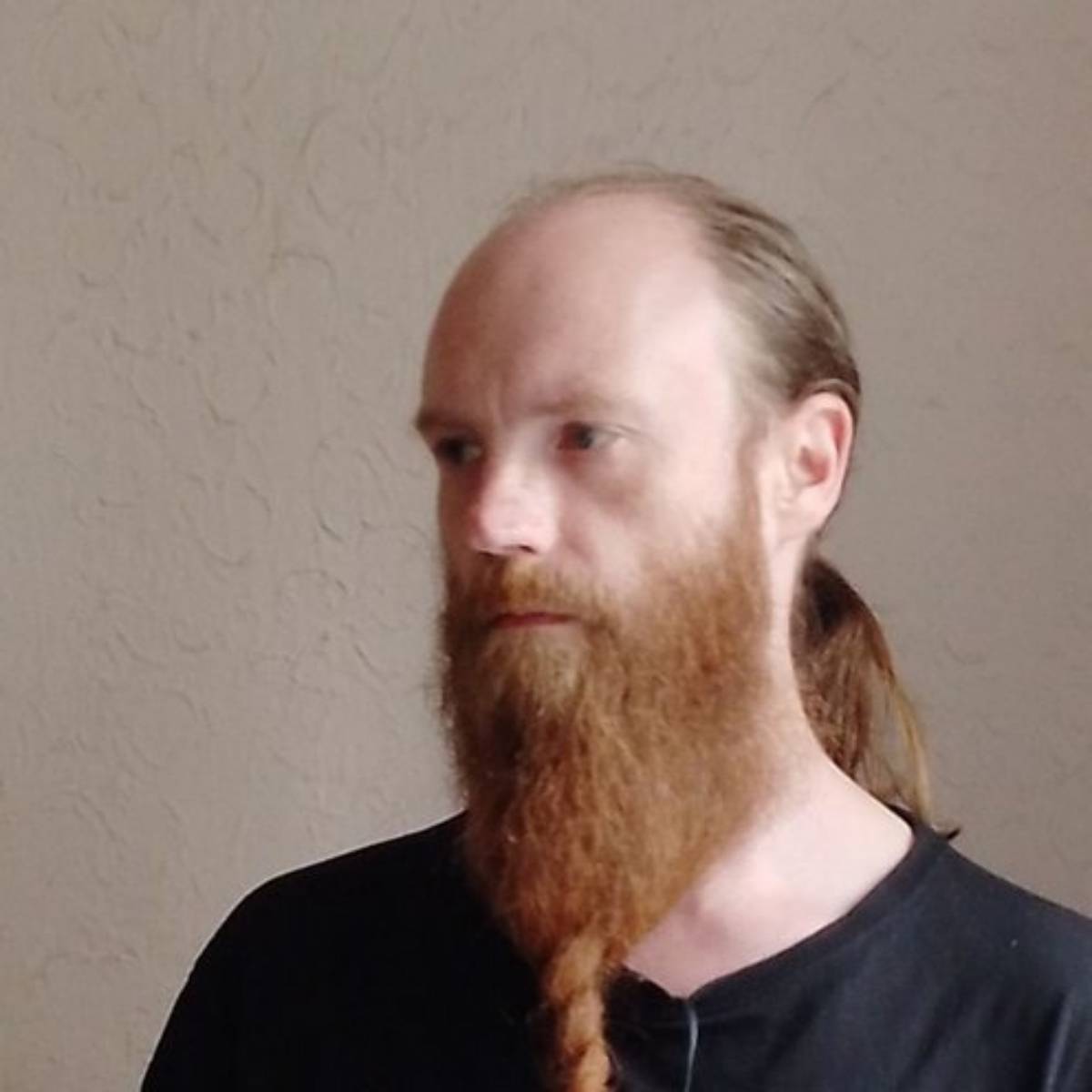 Андрей Кулаков