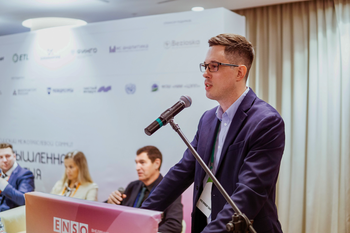 Хватит мямлить! Почему ваши выступления сливают авторитет | Сетка — социальная сеть от hh.ru