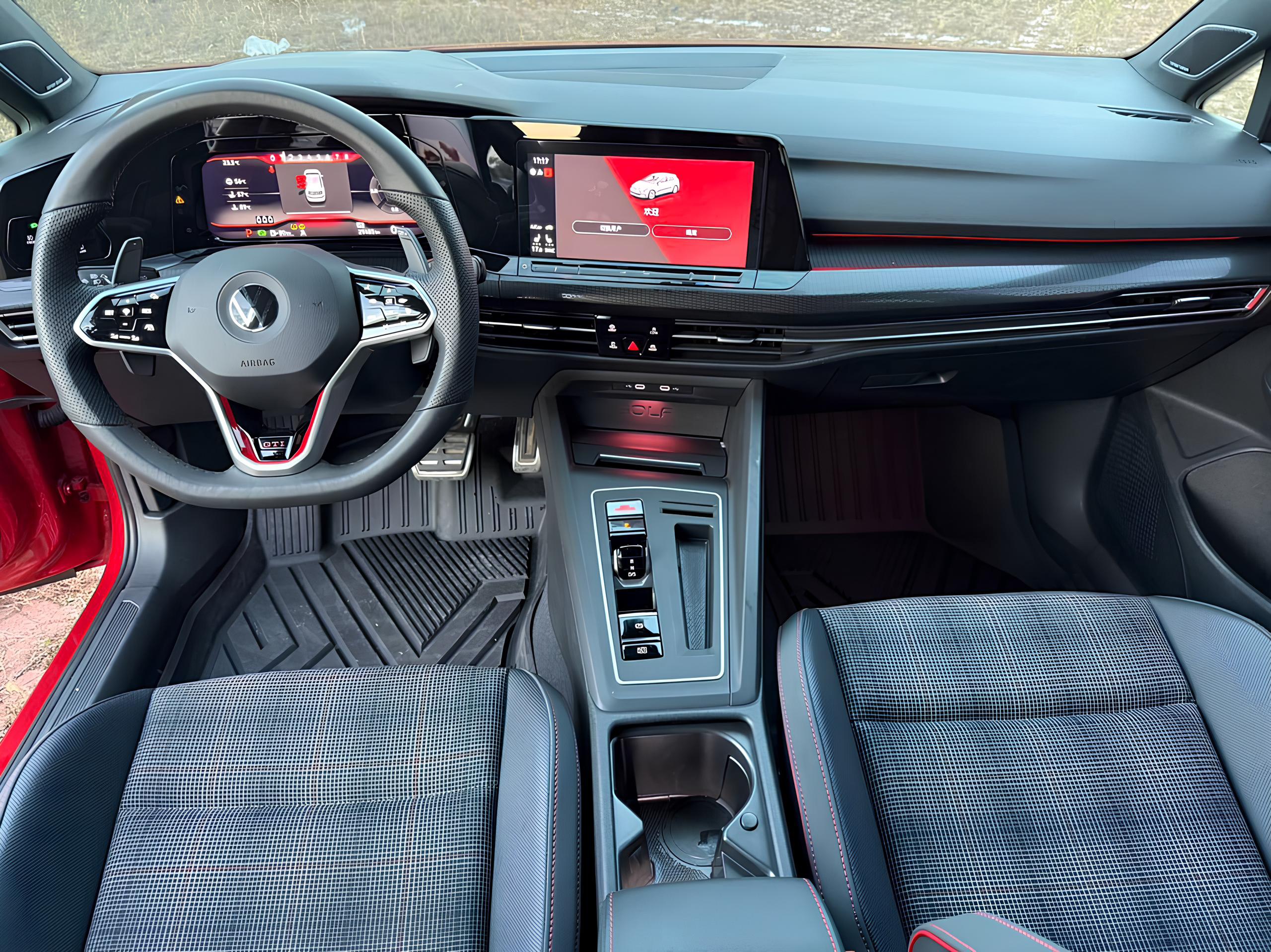 🚘Volkswagen Golf GTI
Июль 2021 | 29 485 км | 2.0 л бензин | 220 л.с | Сетка — социальная сеть от hh.ru
