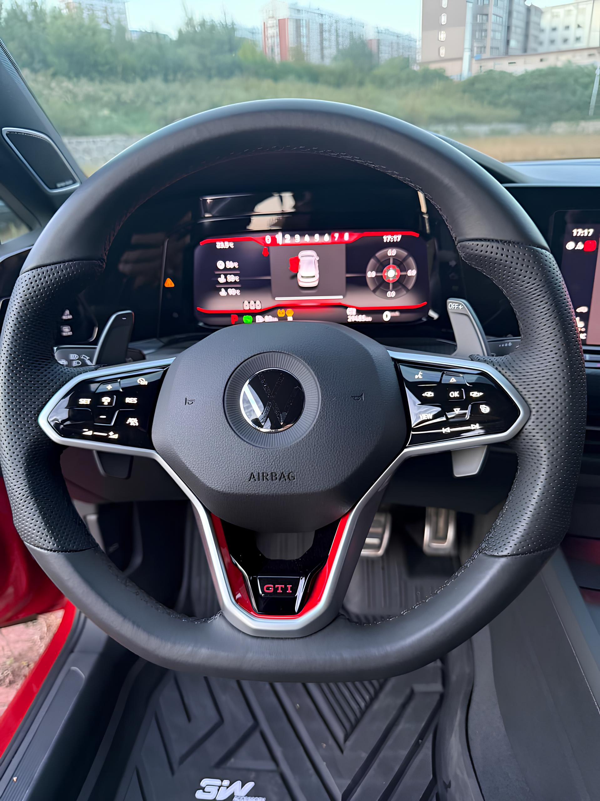🚘Volkswagen Golf GTI
Июль 2021 | 29 485 км | 2.0 л бензин | 220 л.с | Сетка — социальная сеть от hh.ru