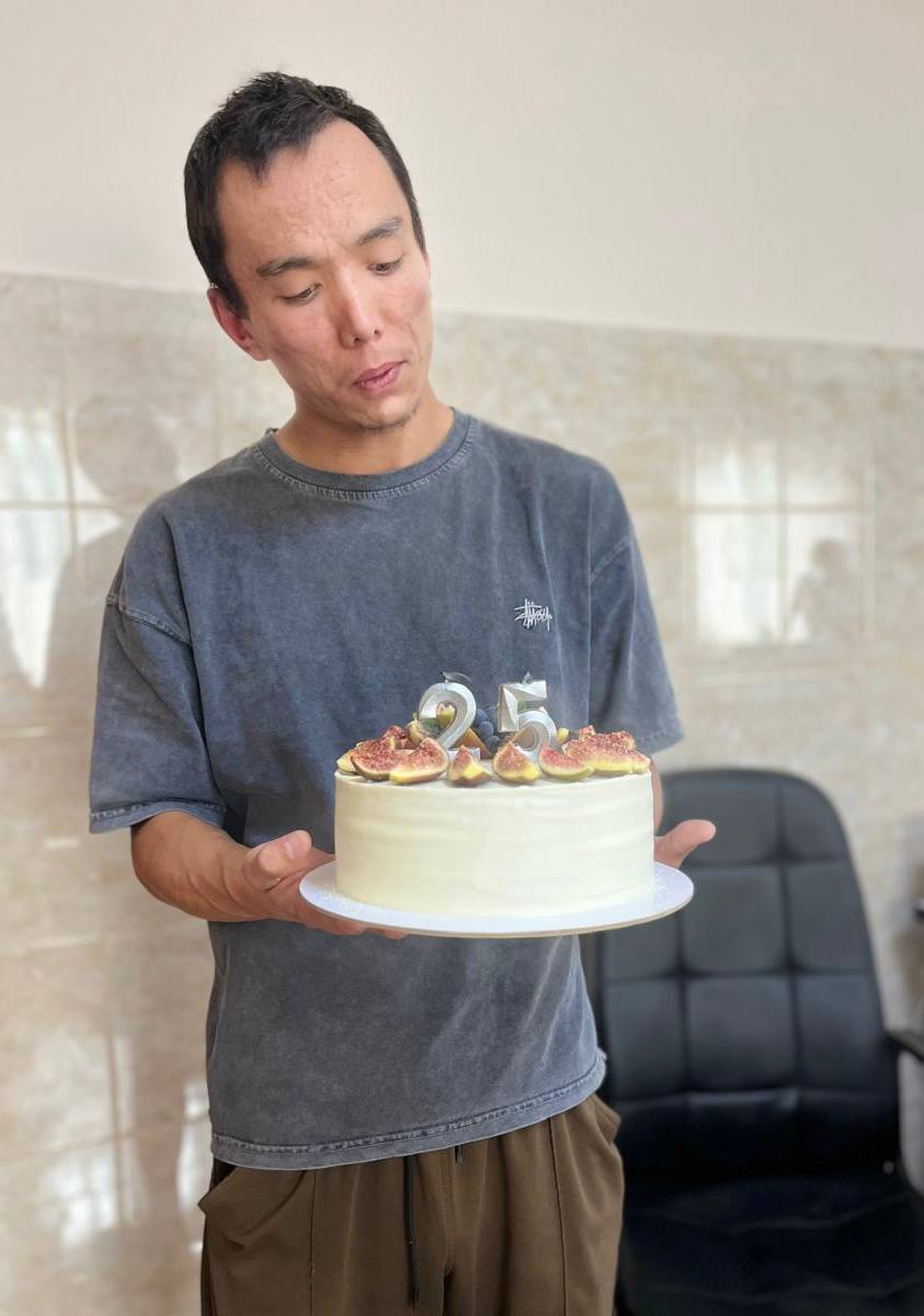 Поздравляем 🎉 Поздравляем 🎉 Поздравляем 🎉
Сегодня Иван Михайлович празднует свой 2️⃣5️⃣ день рождения 🥳
Желаем ему крепкого здоровья, радости в каждый день, мира и любви в сердце! Спасибо, Иван Михайл... | Сетка — социальная сеть от hh.ru