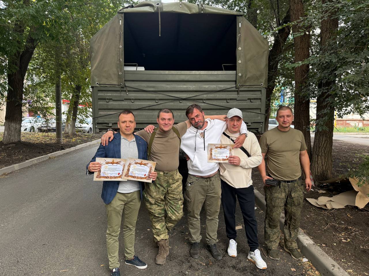 Сегодня из Самары отправился очередной гуманитарный конвой для наших бойцов | Сетка — социальная сеть от hh.ru