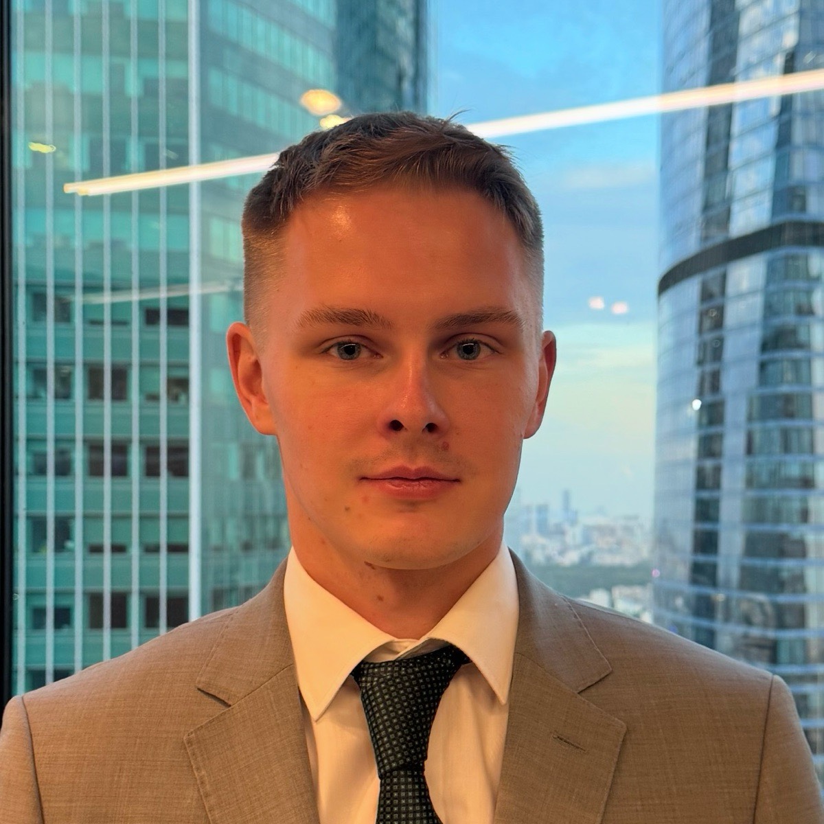 Антон Лесаев | Сетка — социальная сеть от hh.ru