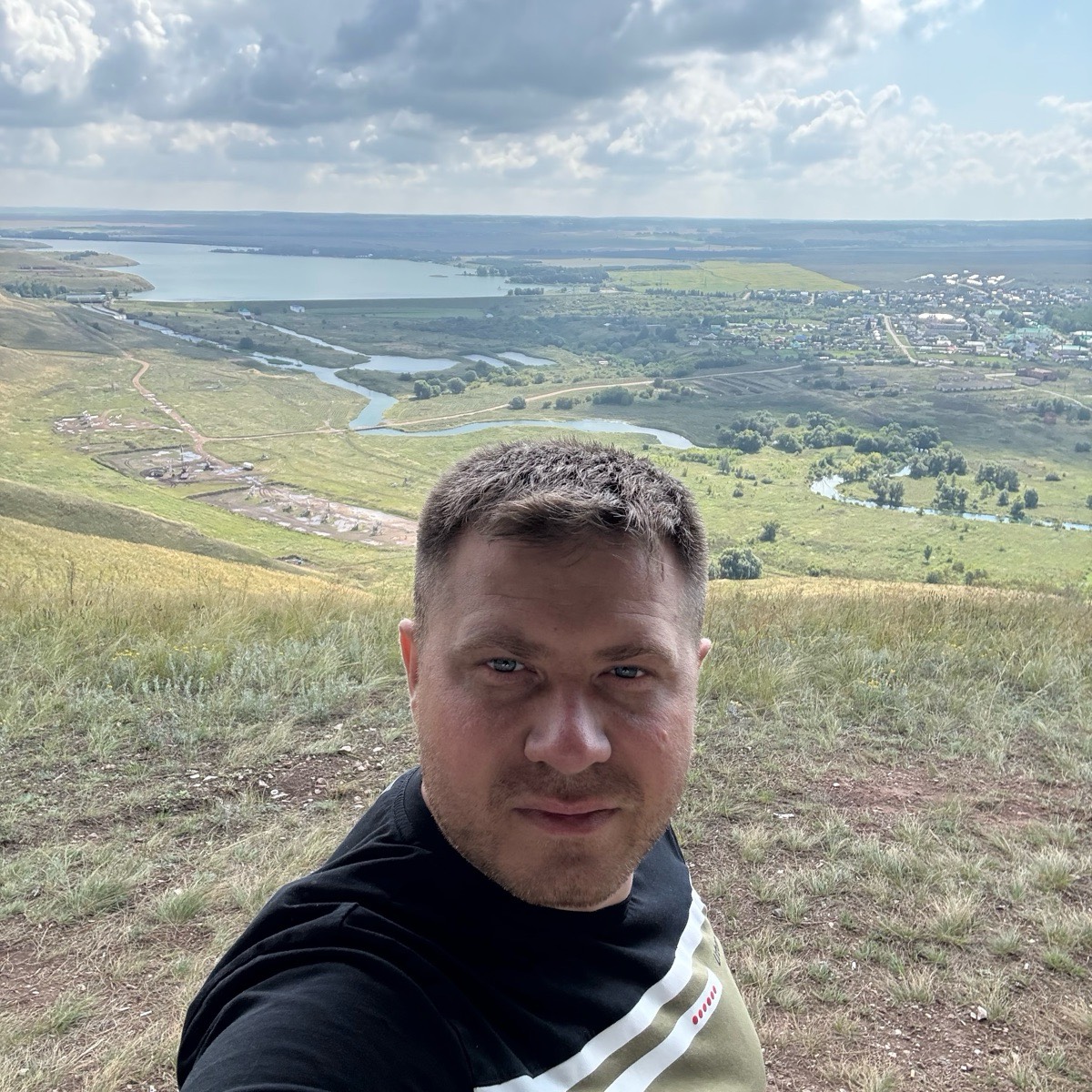 Евгений Севастьянов