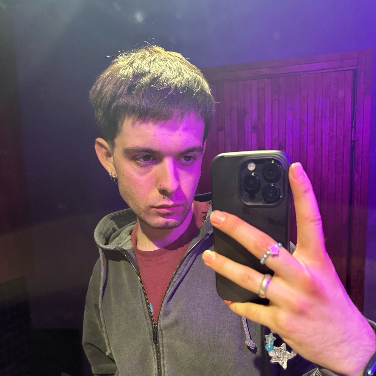 Антон Абасов