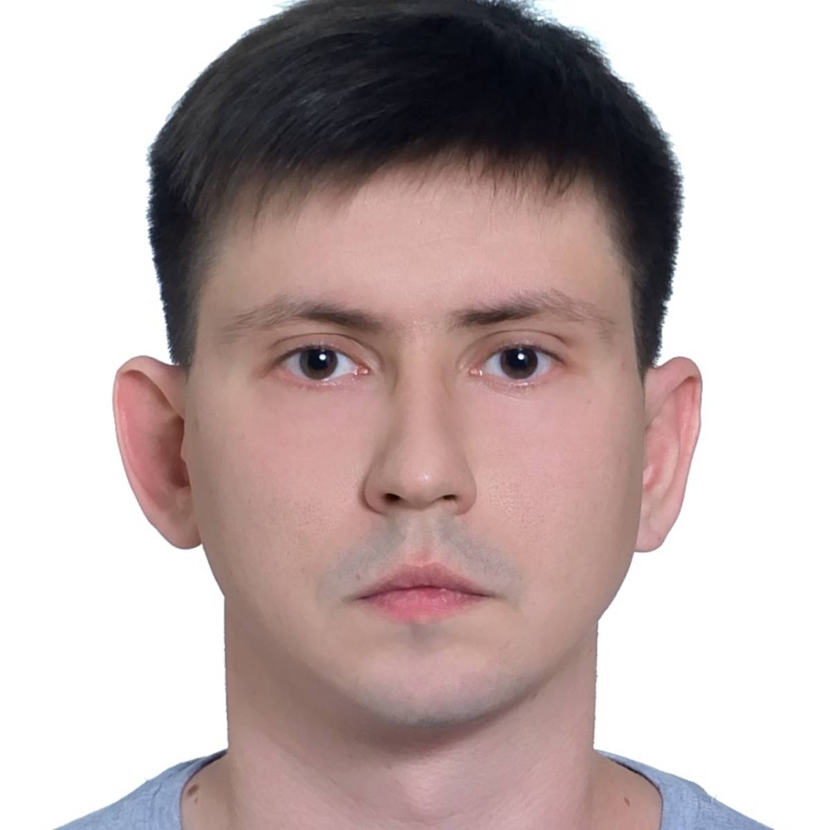 Антон Максаков