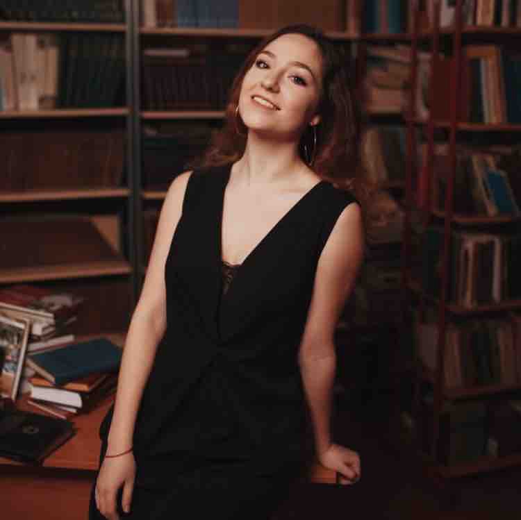 Ангелина Попова