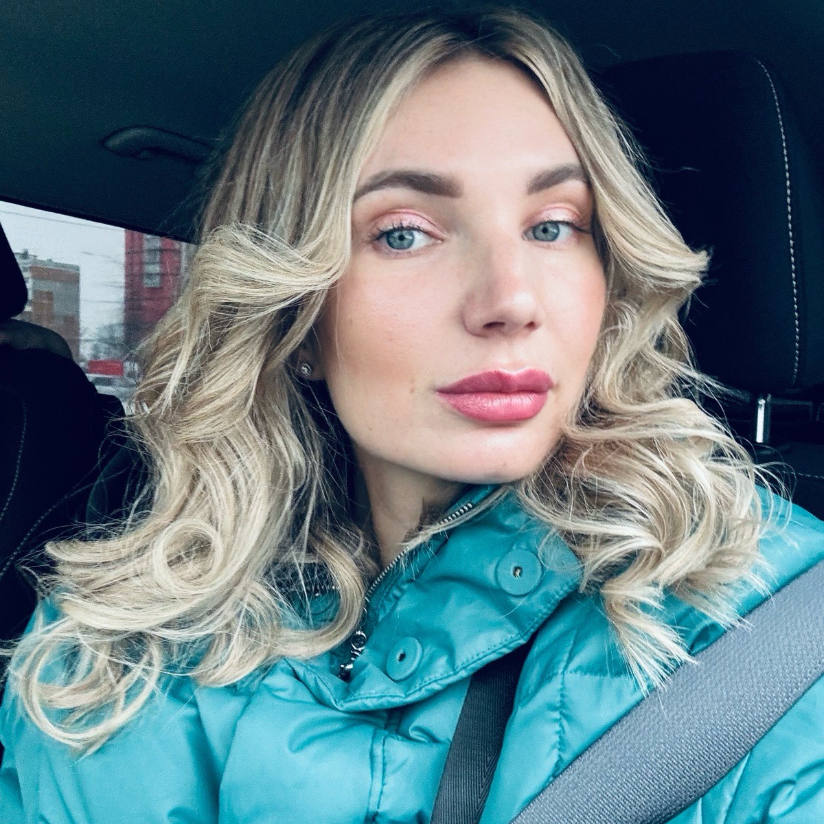 Яна Торопова