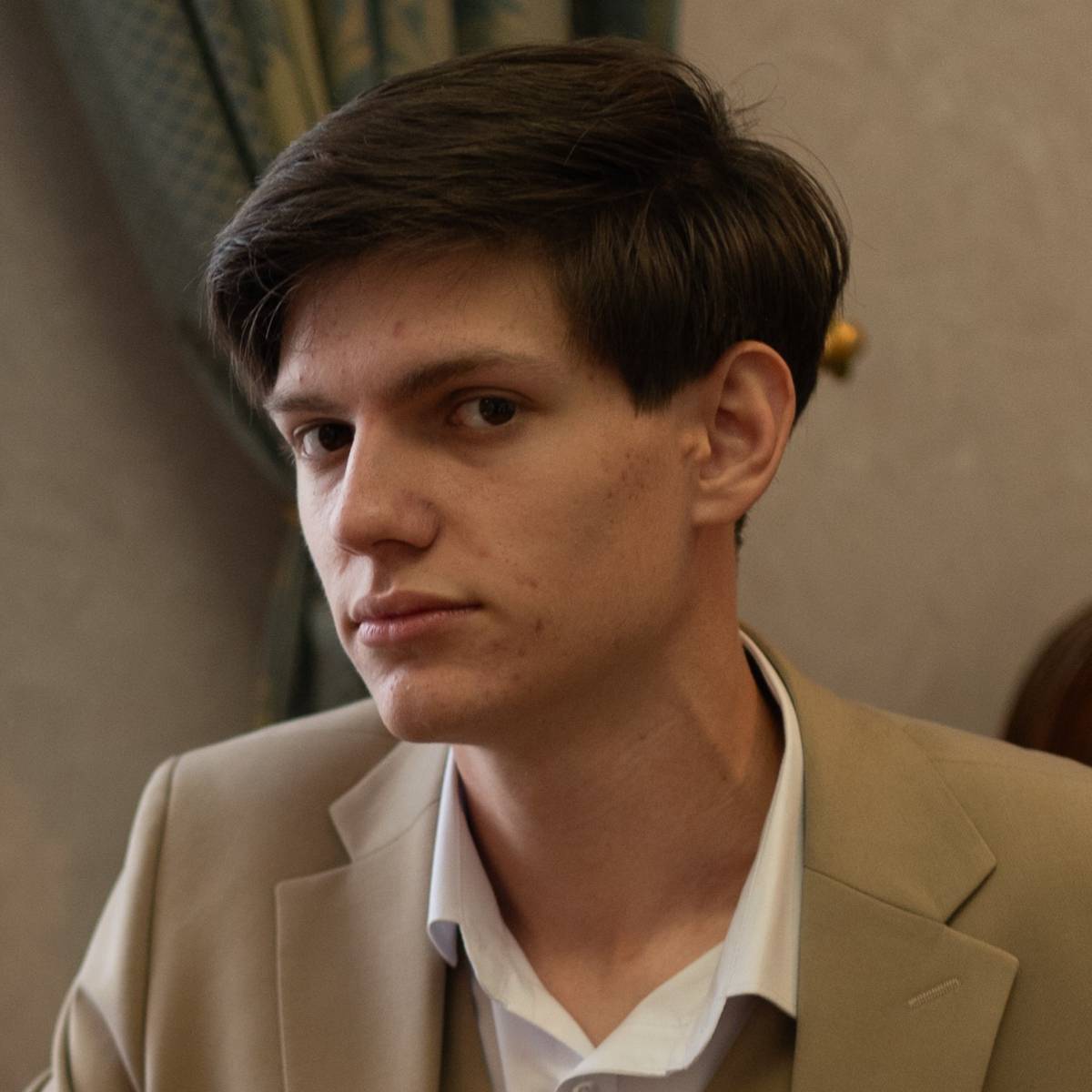 Станислав Жирнов