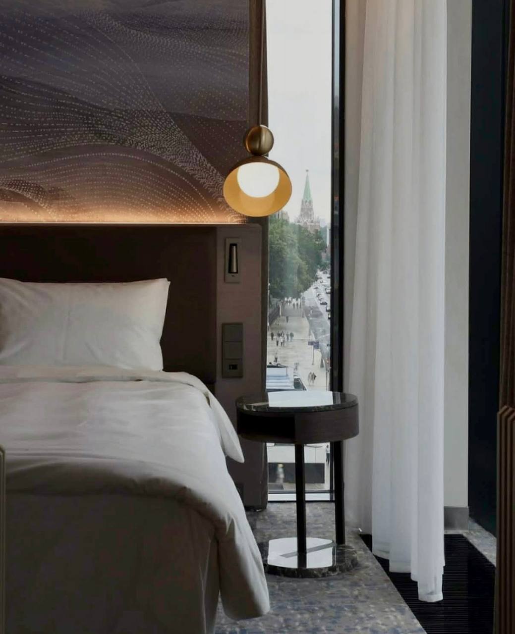 Roomers обеспечил оснащение отеля Cosmos Arbat (Cosmos Hotel Group).🏨
Основная посуда — фарфоровая коллекция Dora, отличающаяся лаконичным дизайном и высокой износостойкостью | Сетка — социальная сеть от hh.ru