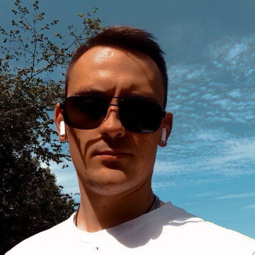 Александр Идрисов