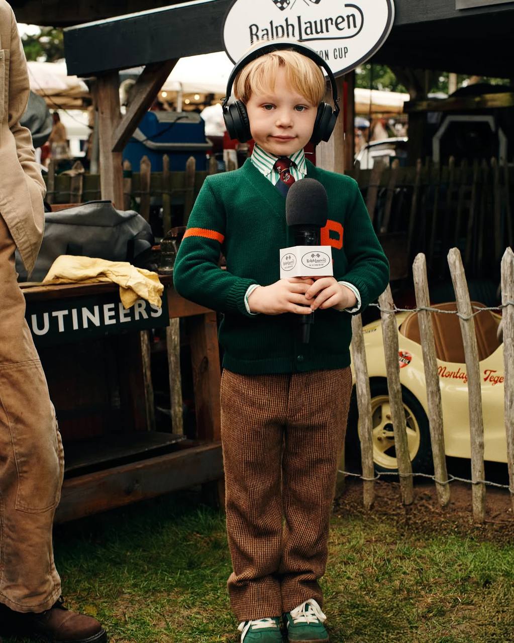 #Артем Элита.
Goodwood Revival – трехдневная гонка на ретро-автомобилях и традиционное развлечение британского эстеблишмента | Сетка — социальная сеть от hh.ru