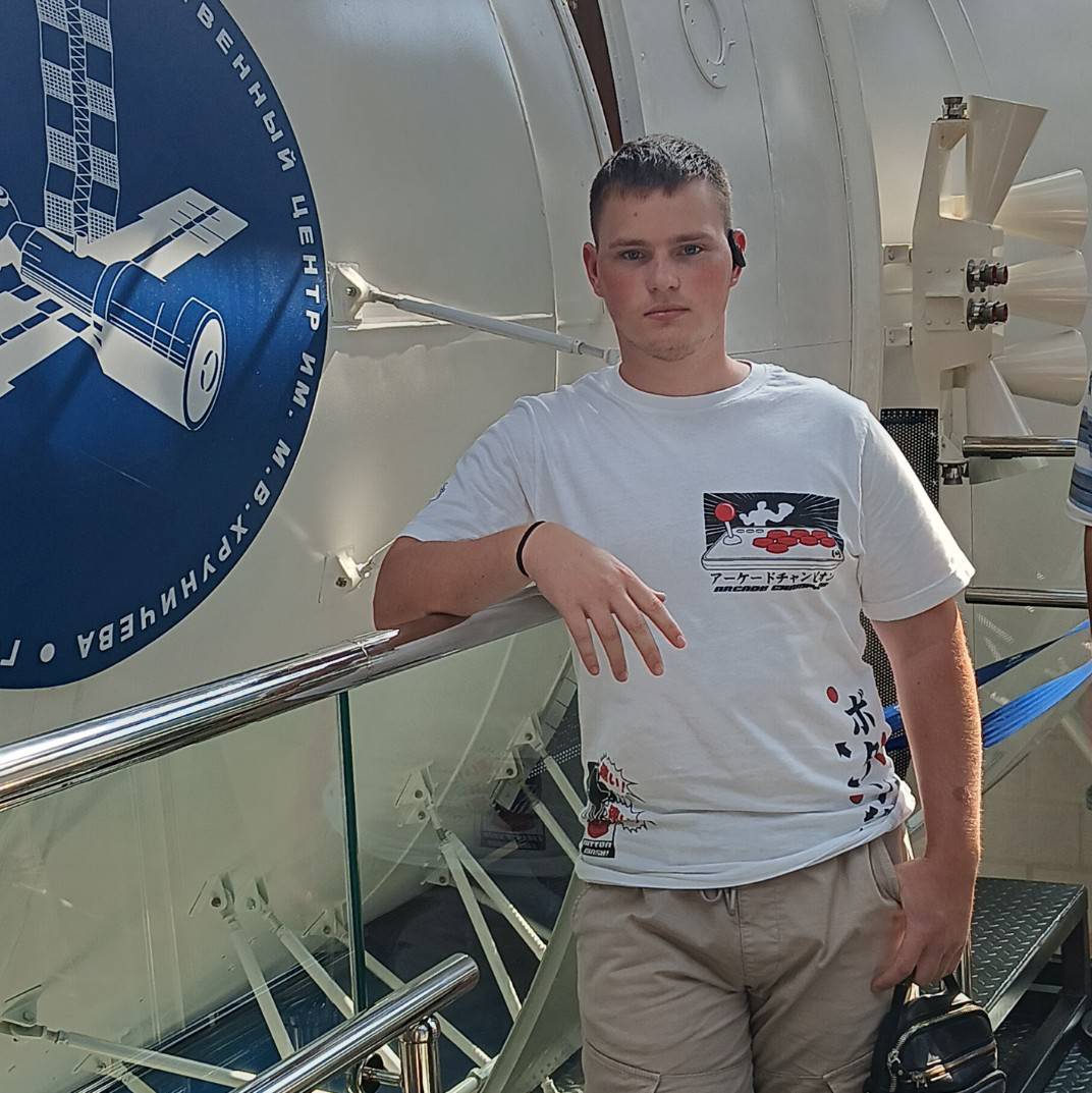 Михаил Абрамов