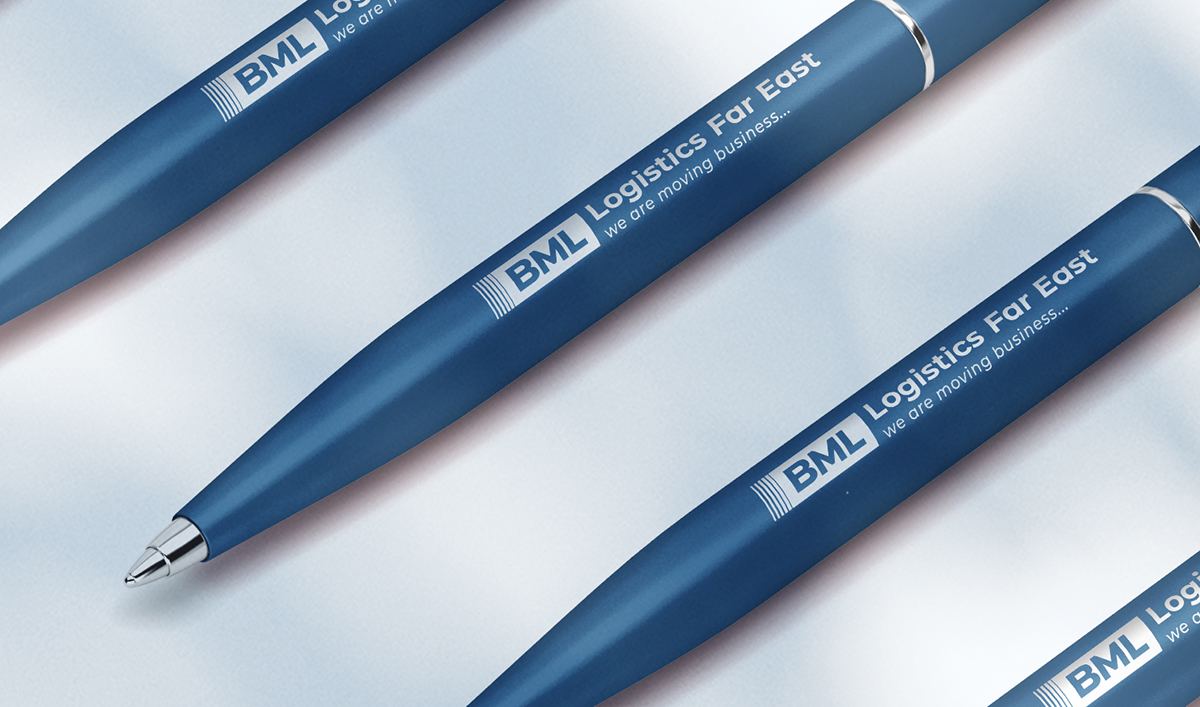 🟦 «Как мы сделали фирменный стиль для логистики простым, строгим и рабочим»
«BML» — логистическая компания, которая занимается доставкой и перевозками | Сетка — социальная сеть от hh.ru