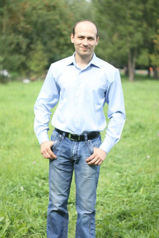 Дмитрий Плотников