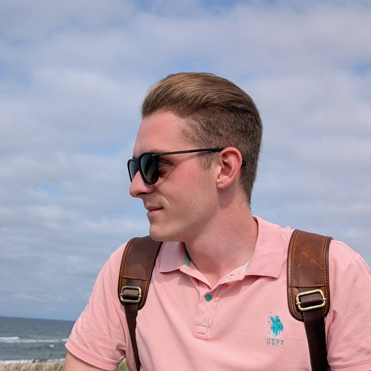 Gleb Startsev | Сетка — социальная сеть от hh.ru