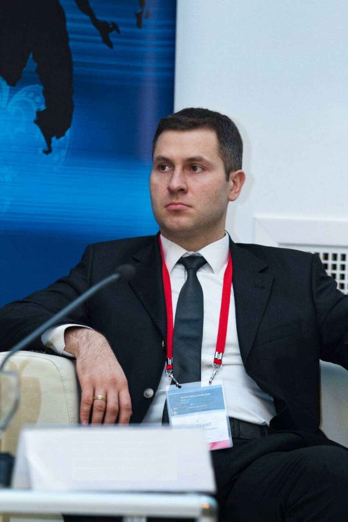 Евгений Чекалев