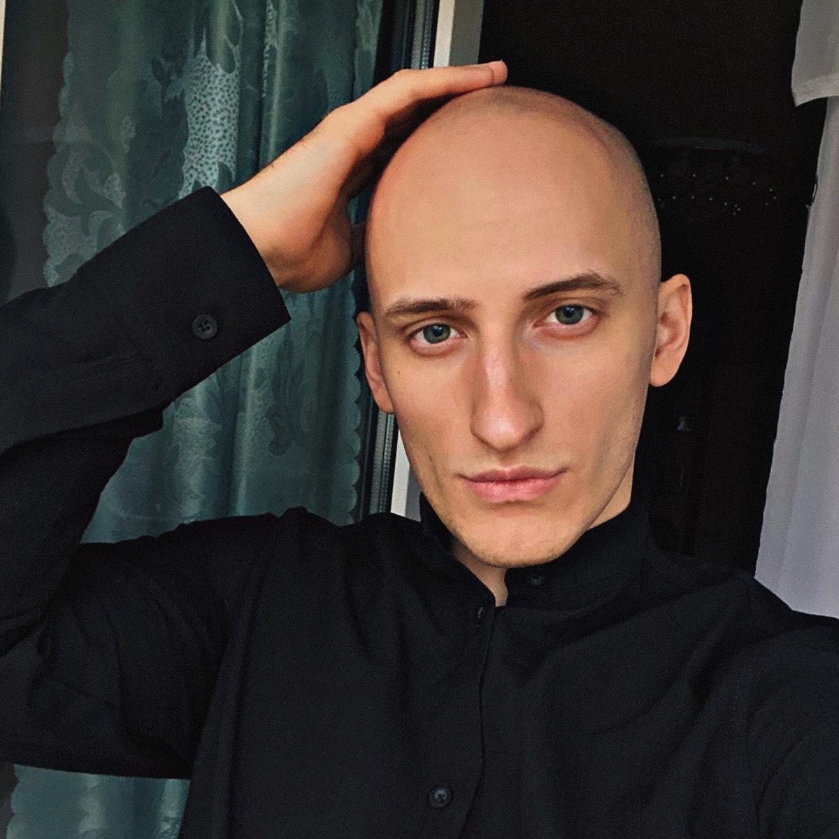 Андрей Розов