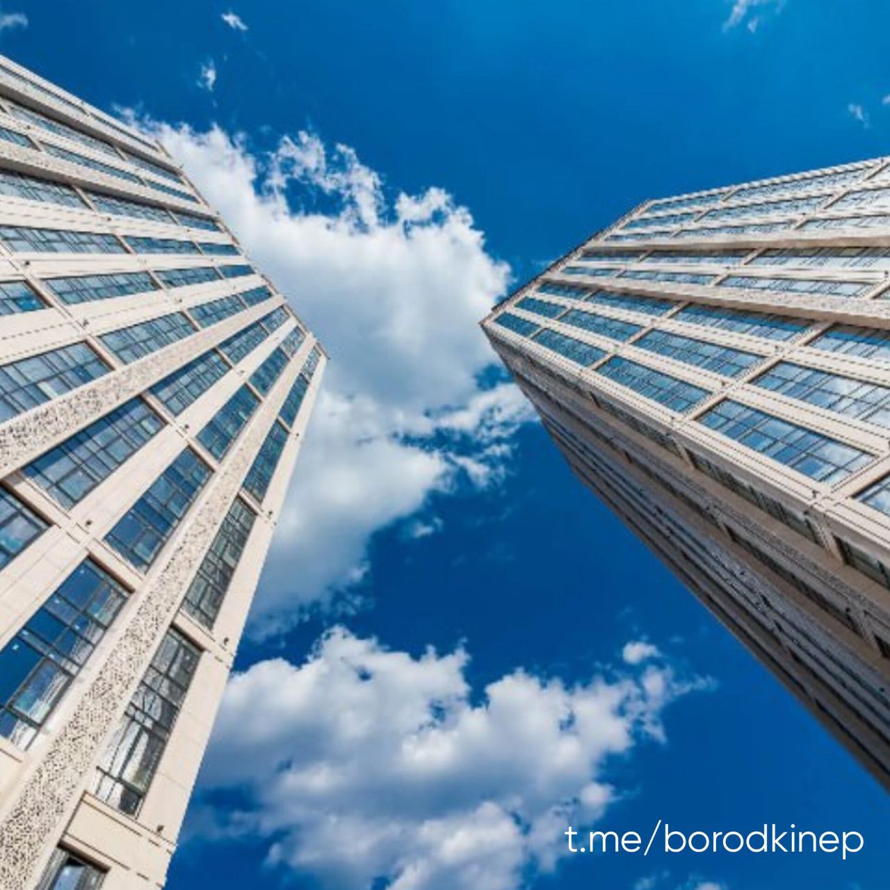 Вдохновлённый Нью-Йорком эпохи джаза… Это не просто красивая метафора, а ощущение, которое возникает с первого взгляда | Сетка — социальная сеть от hh.ru