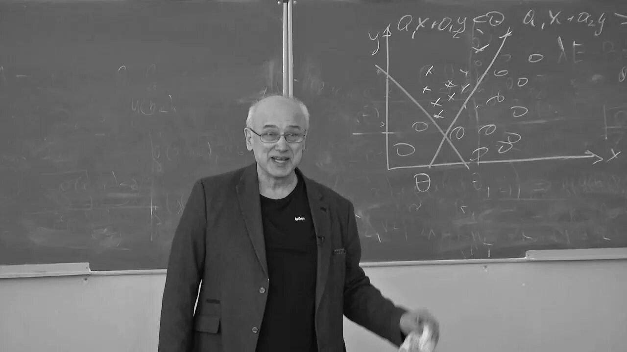 Умер известный ученый в области искусственного интеллекта Александр Горбань, сообщили в Национальном исследовательском Нижегородском государственном университете имени Лобачевского | Сетка — социальная сеть от hh.ru