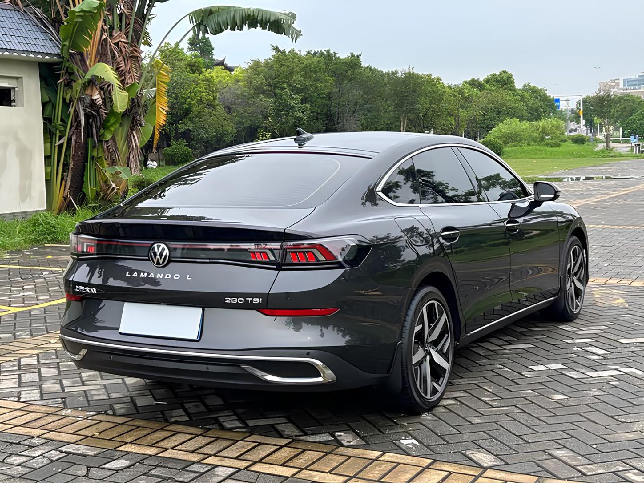 🚘 Volkswagen Lamando L
✅ 2022 год Июнь
✅ 39875 км
✅ Бензин 1.4 л • 150 л.с | Сетка — социальная сеть от hh.ru