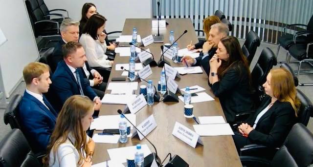 🔵19 сентября 2025 г. в Аналитическом центре при Правительстве Российской Федерации состоялось экспертное совещание «Тренды в ТЭК: состояние и перспективы мирового рынка СПГ» | Сетка — социальная сеть от hh.ru