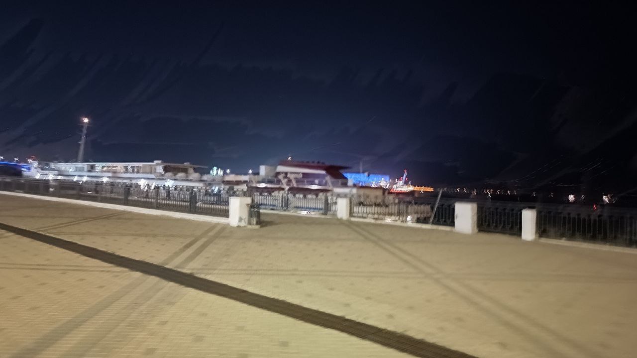 Первый раз пишу в ночи, глаза в лёгкой поволоке, но очень хочется вырвать наружу и заякорить впечатление сегодняшнего вечера | Сетка — социальная сеть от hh.ru