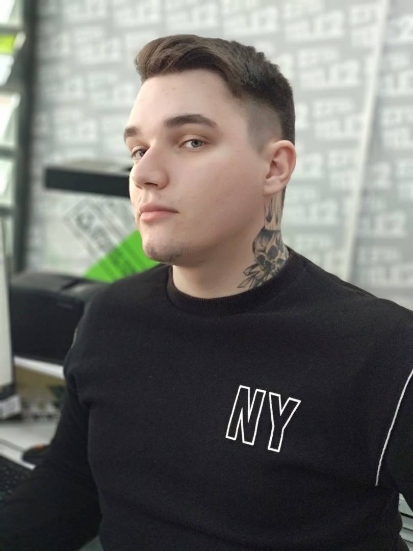 Валерий Титов