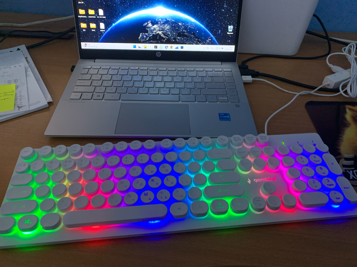 ТрудовыЕбудни | Сетка — социальная сеть от hh.ru