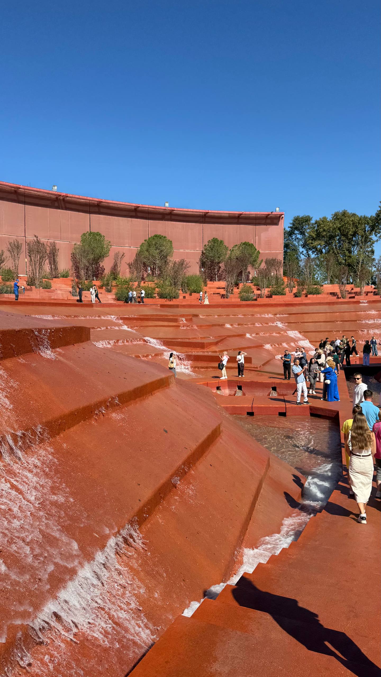 Дар Краснодару 
Москва, конечно преобразилась, но даже в ней нет такого нереального бесплатного городского аттракциона как Парк Краснодар aka Парк Галицкого | Сетка — социальная сеть от hh.ru