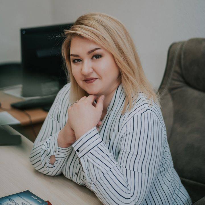 Евгения Захарова