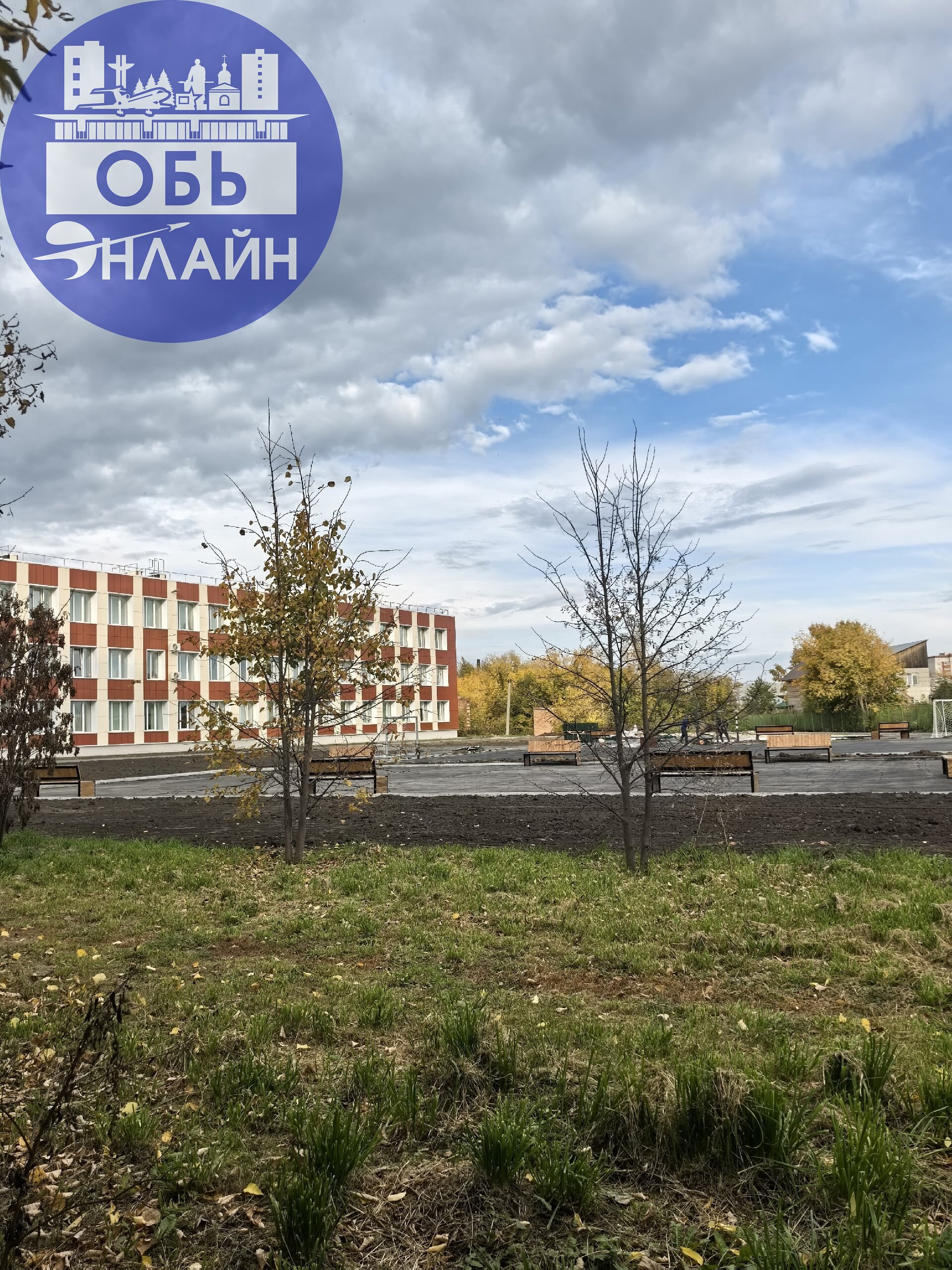 ↗ Асфальт, тропинки, лавочки, футбольные ворота .... и целых 2 рабочих , не ужели правда в этот раз сделают все в срок? И будет благоустройство на территории 26 школы ?
vk.ru
Подробнее на https://vk | Сетка — социальная сеть от hh.ru