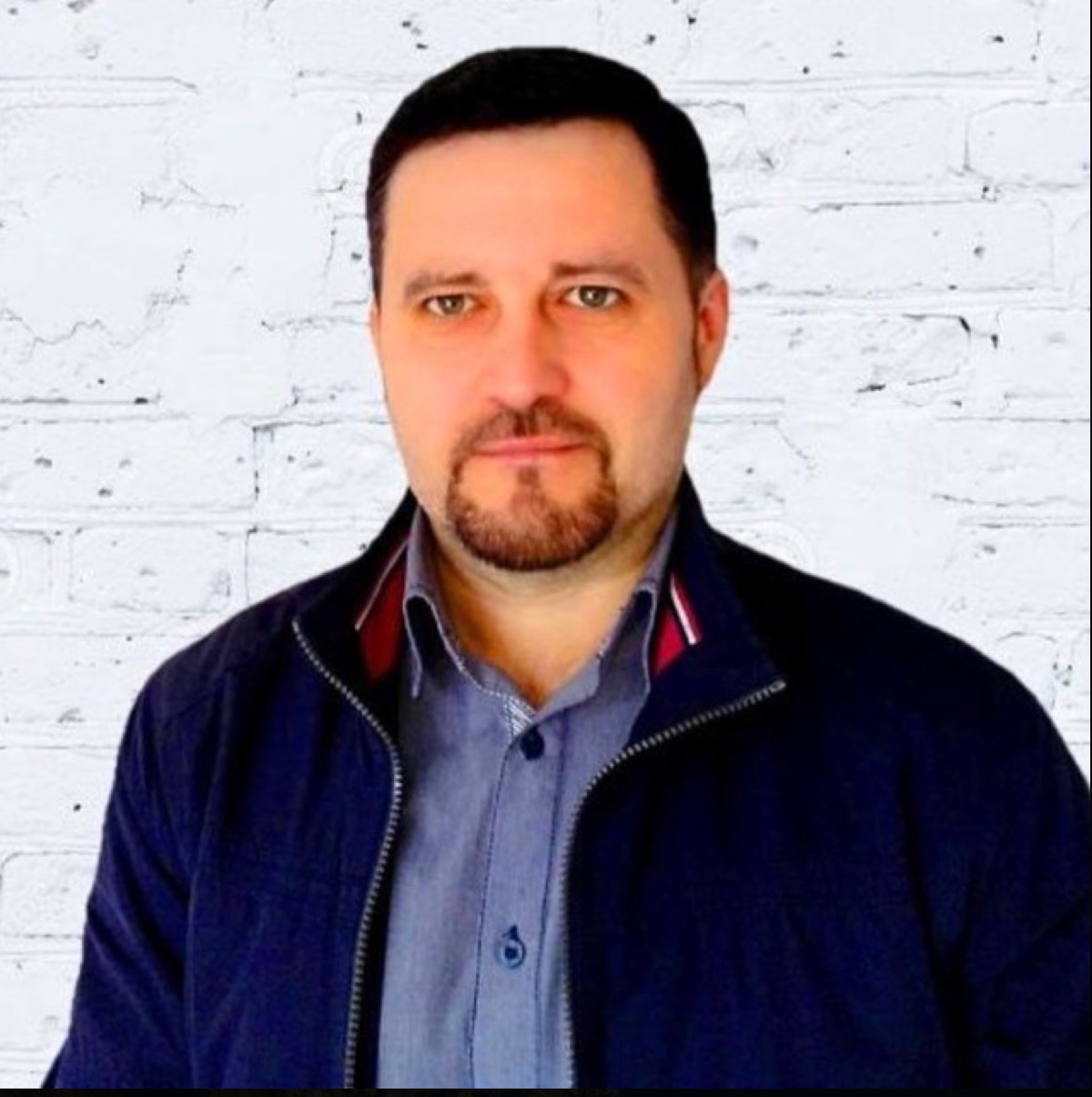 Александр Плотников