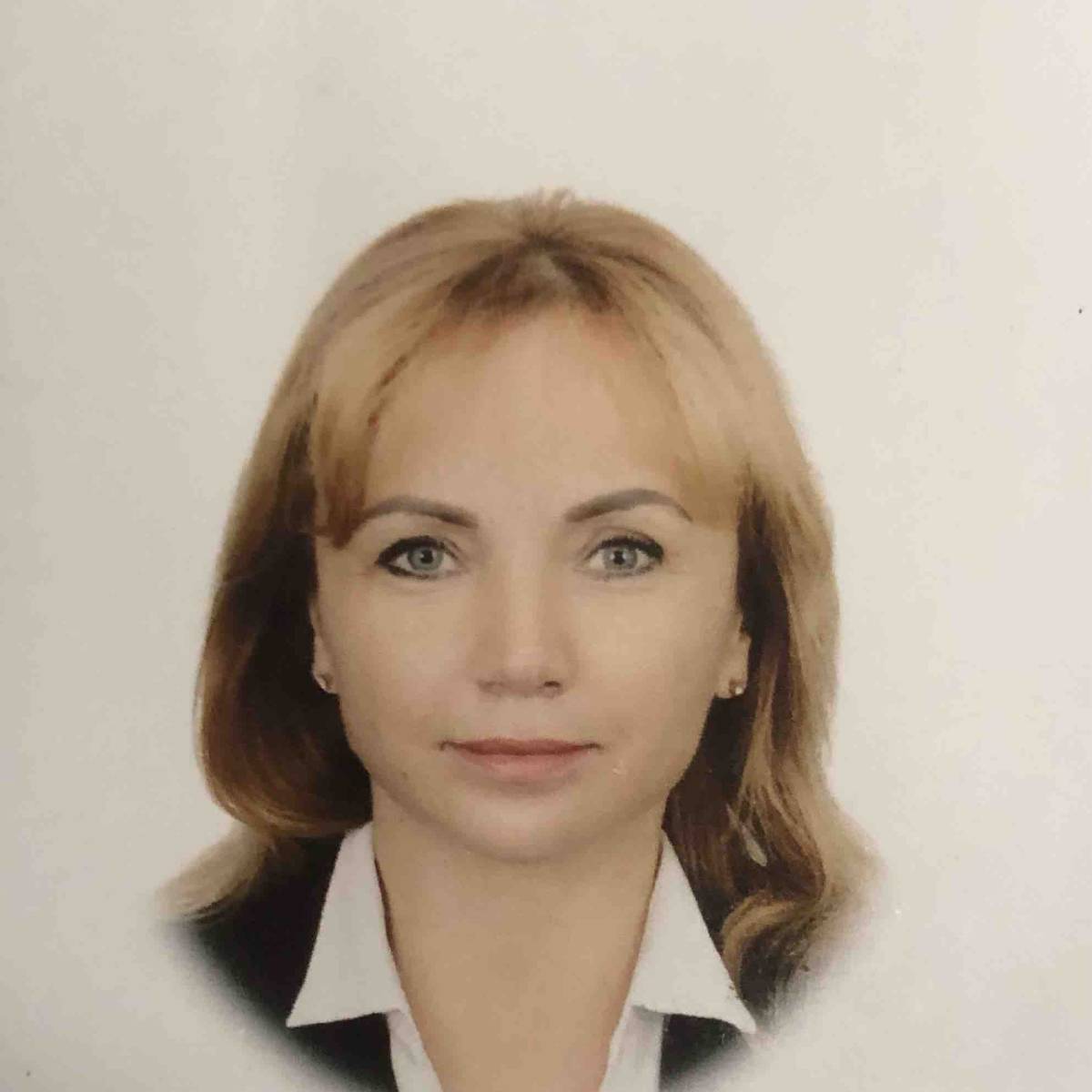 Елена Романова
