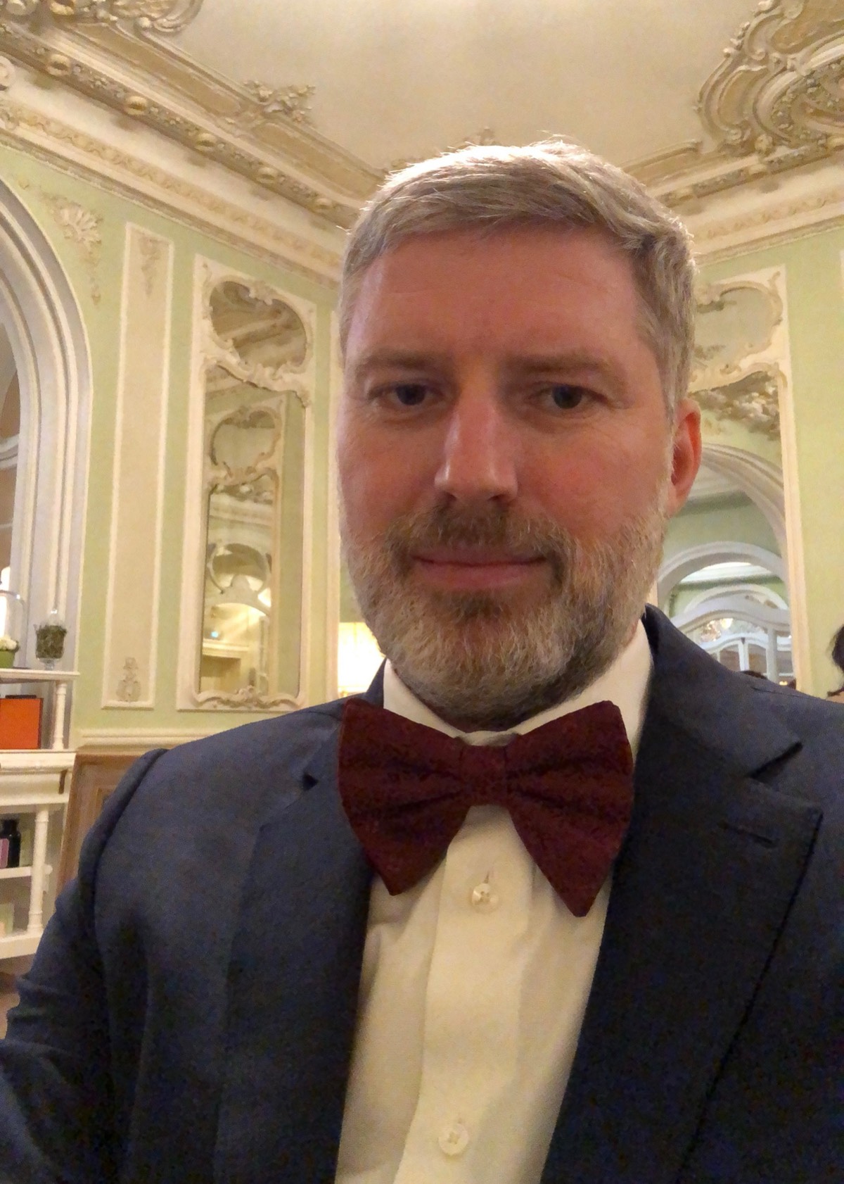 Андрей Романенко