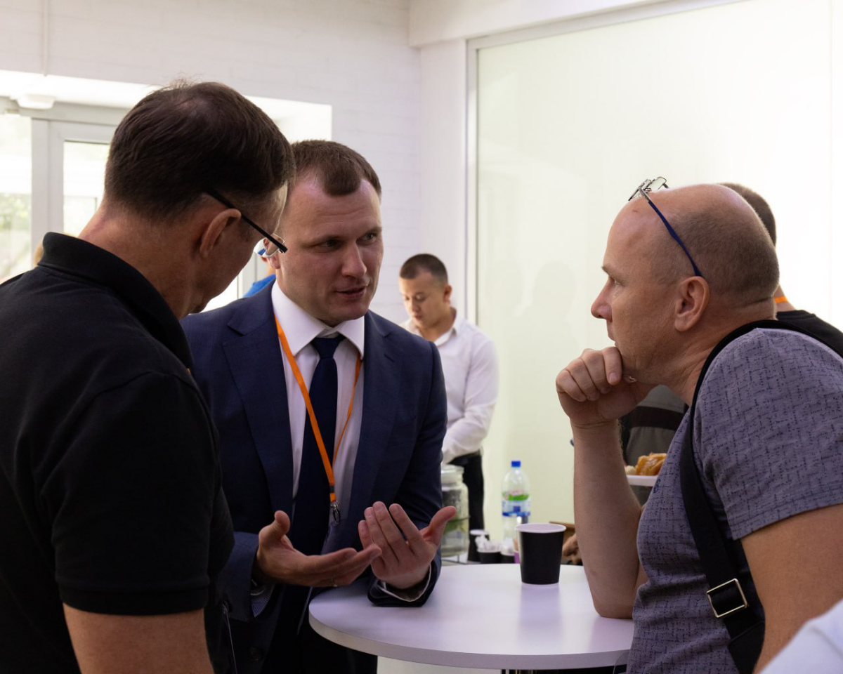 🎯 16 сентября наш партнёр — компания АМИКОН — провела насыщенный и полезный семинар по вопросам безопасности в офисах и бизнес-центрах | Сетка — социальная сеть от hh.ru