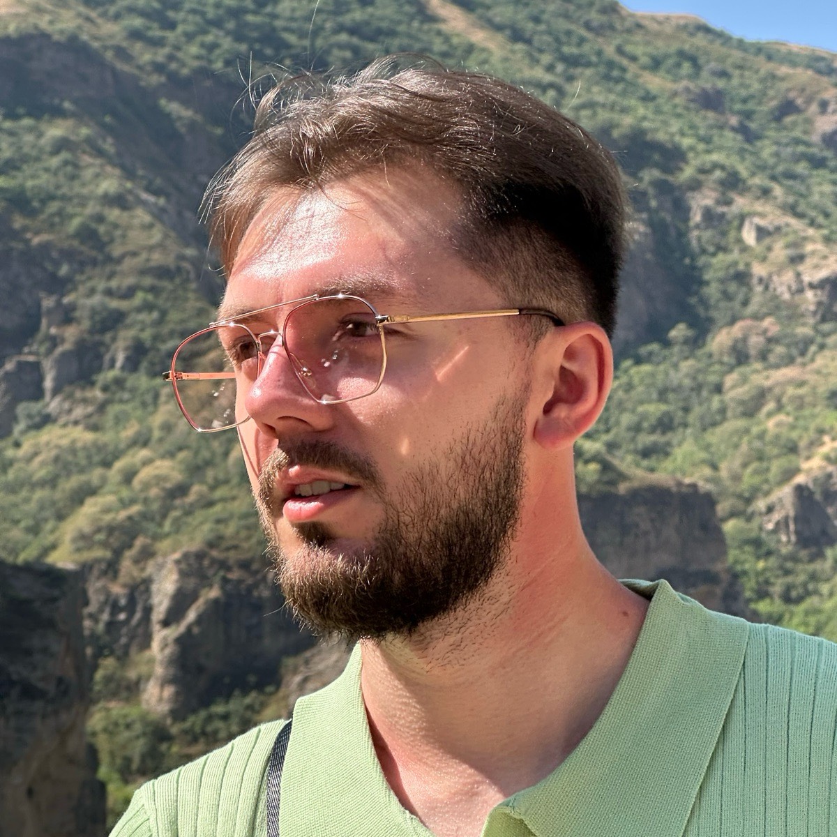 Дмитрий Хлебников
