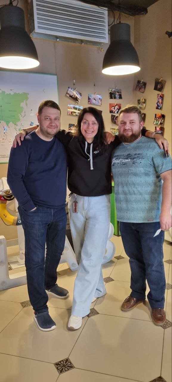 Сегодня у меня в канале дорогой гость! 🧡💚
Не в смысле, что он дорого стОит, а в смысле, что я очень дорожу нашими отношениями👌(но если кто-то захочет получить его в свою команду, то да это будет дорог... | Сетка — социальная сеть от hh.ru