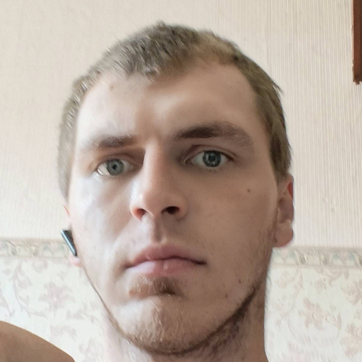 Андрей Фамилия